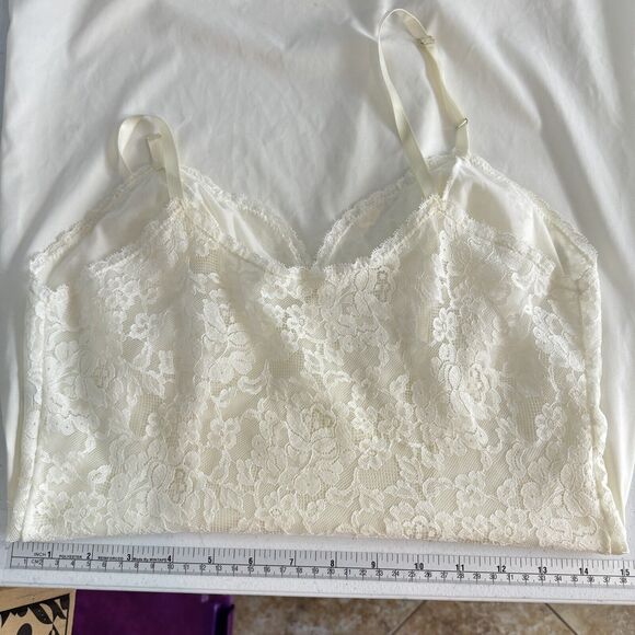 VTG Vanity Fair Lace Bodice Slip Dress Nightgown Size 34 S Ivory Nylon Coquette - Picture 9 of 11